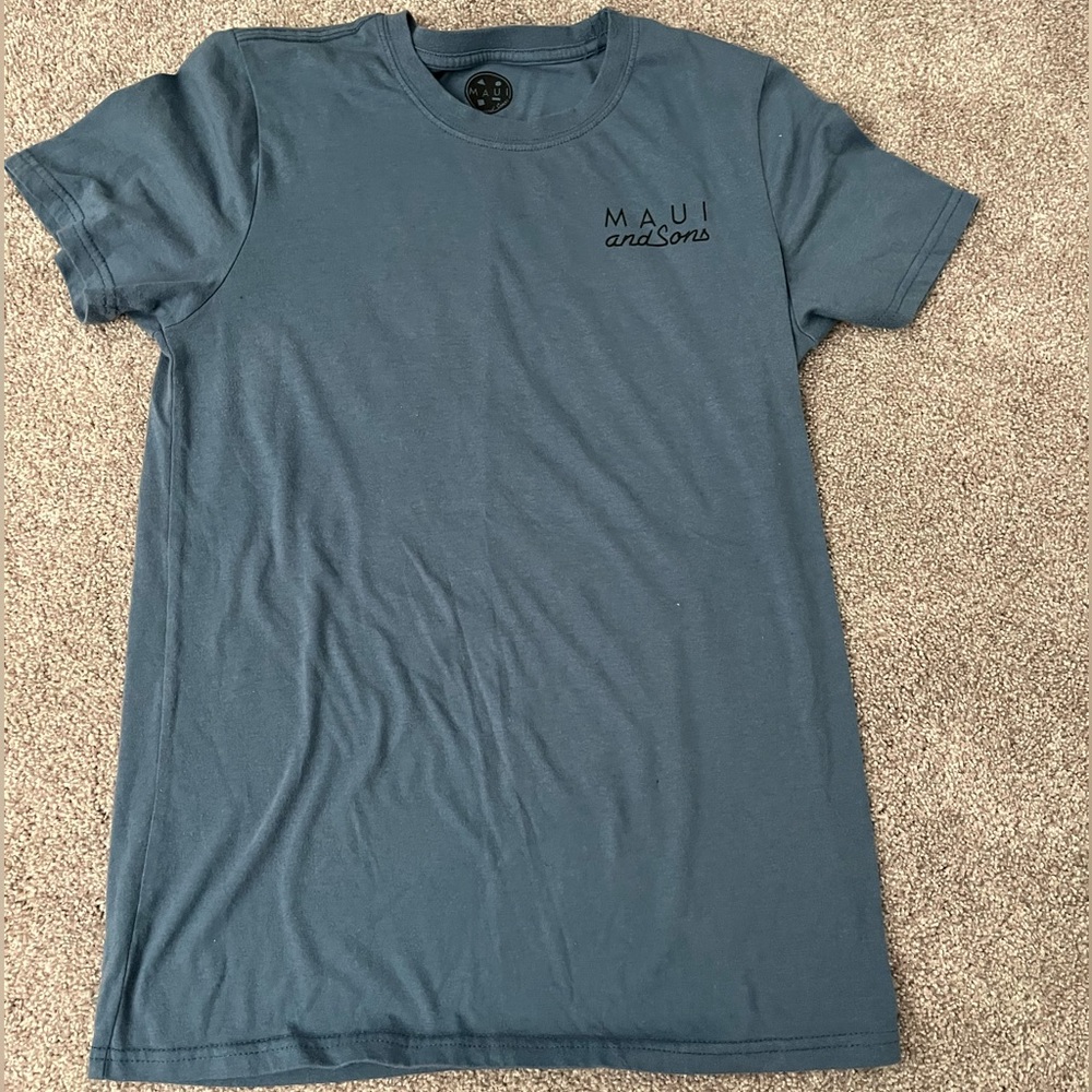 Maui and suns t-shirt